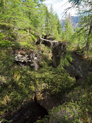 TI 333.1 Grotta del Sasso della Scighegna I, ingresso superiore