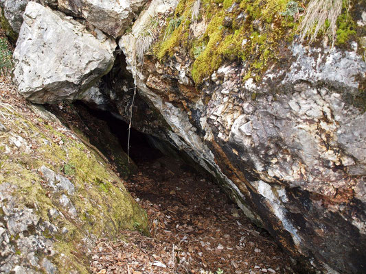TI 2 Grotta di Carabbia I, ingresso