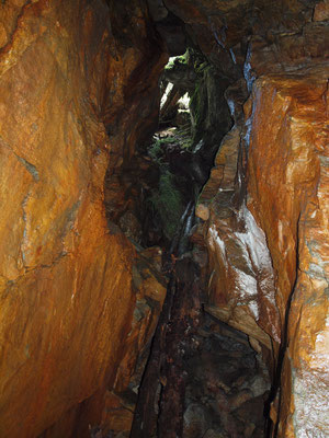 TI 311 Grotta dell'Alpe Sponda II, ingresso dall'interno