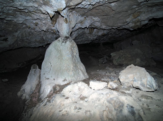Grotta Sopra la Cascata