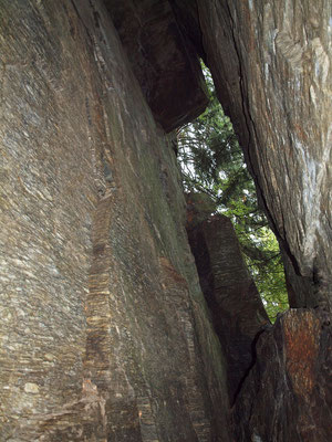 TI 354 Sasso a Nord di Censo II, ingresso dall'interno