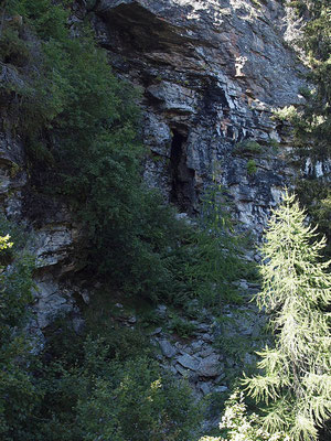 TI 333.2 Grotta del Sasso della Scighegna I, ingresso inferiore