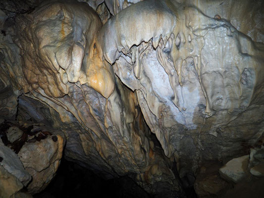 Sesta Grotta in Valle Sanagra