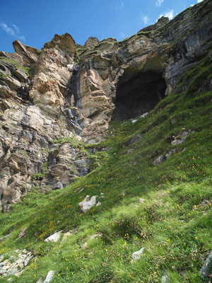 Grotta dell'Ascia: ingresso