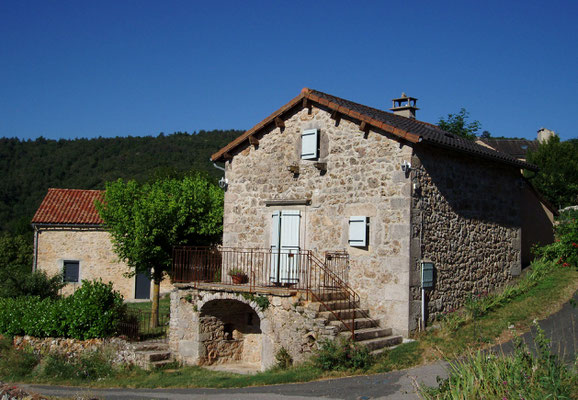 Le gite " La maison du Tailleur " à SAINT SAUVEUR DU LARZAC