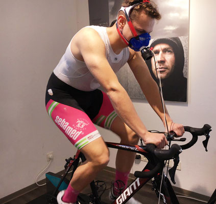Das Sebamed Racing Team bei der Leistungsdiagnostik