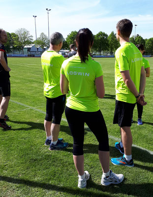 Motivierende Lauftreffs und Outdoor-Bootcamps