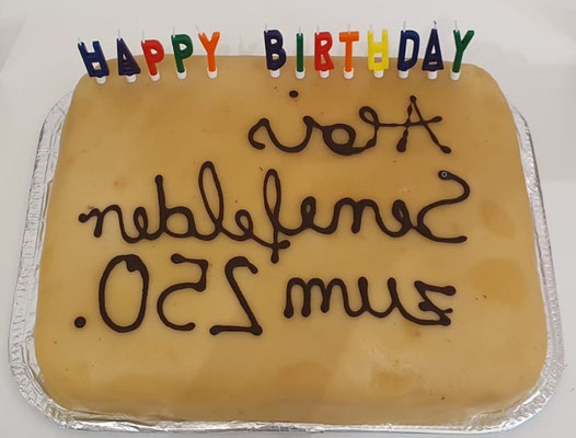 Marzipantorte mit Spiegelschrift von K.M.Schneider