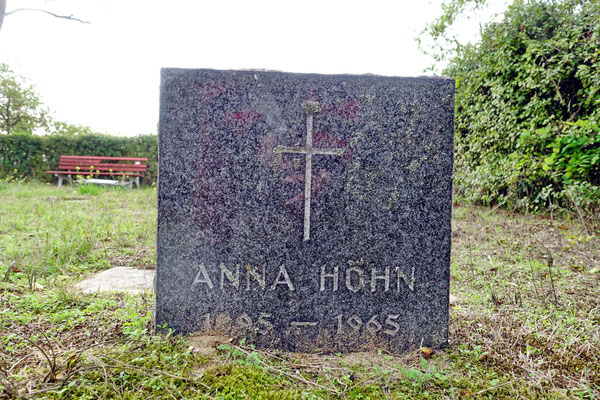 alter Friedhof des Landesalters- und Pflegeheims in Heidesheim