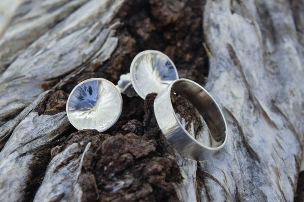 Struktur Ring 120.- Ohrstecker 120.- 