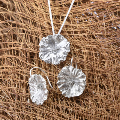 - Enzianbaum Blüten - Ohrschmuck 299.- Anhänger ohne Kette 229.-
