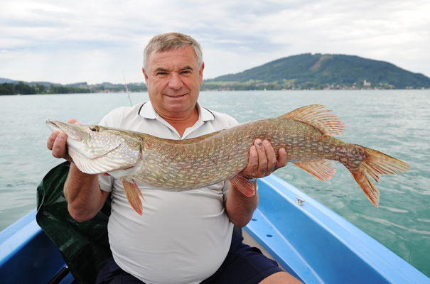 Ewald mit 92cm Hecht aus dem Attersee