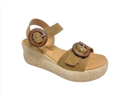 3777 du 36 au 40 Muscade 79€