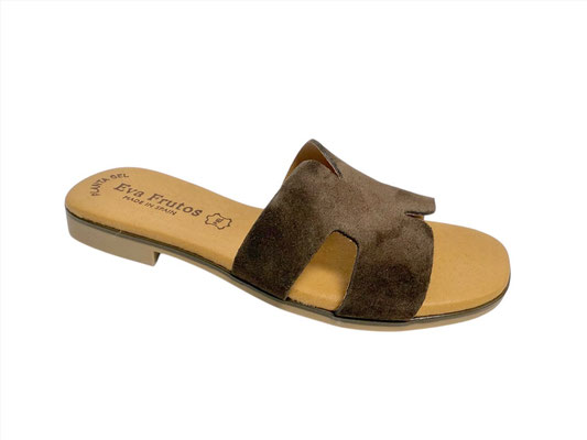 3053 du 36 au 40 Muscade 49€