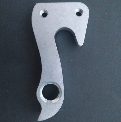 -$PATA REMOVIBLE PARA CUADRO DH138 F $650 MXN