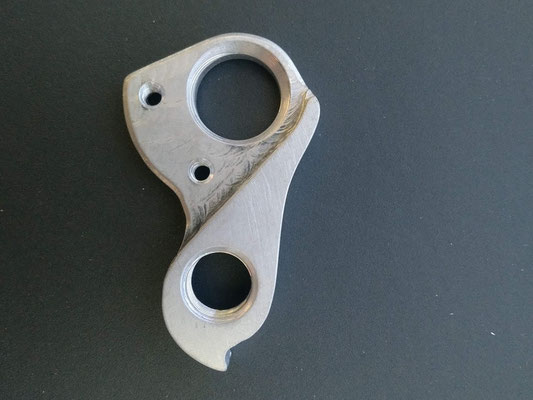 -$PATA REMOVIBLE PARA CUADRO  DH250 R $650 MXN