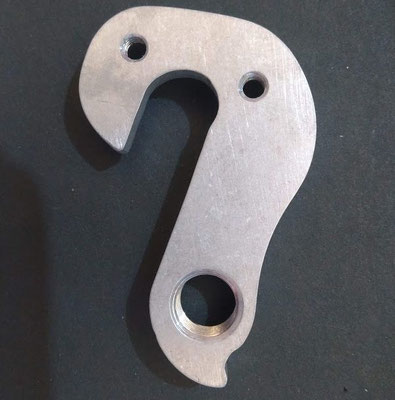 -$PATA REMOVIBLE PARA CUADRO RECTA DH031 R $650 MXN