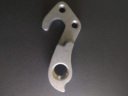 -$PATA REMOVIBLE PARA CUADRO DH500 R $650 MXN