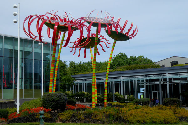 Dan Corson: Sonic Bloom Sculpture
