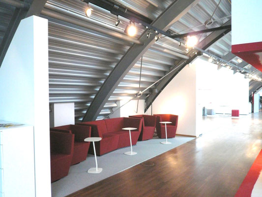 Optivo GmbH_Wartebereich // Möbelrecherche 