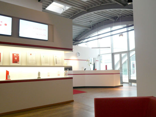 Optivo GmbH_Empfang + Präsentationswand // Entwurf / Ausführungsplanung 