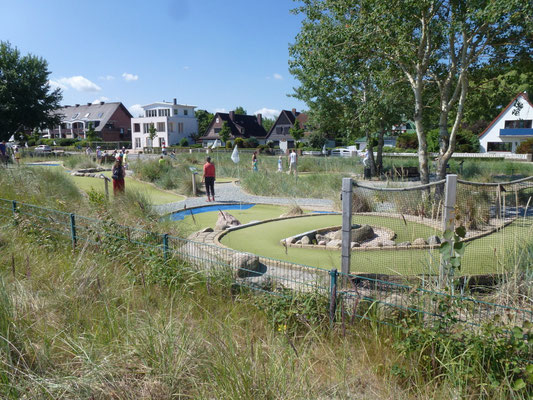Dünen-Golf - Minigolf spielen in Scharbeutz