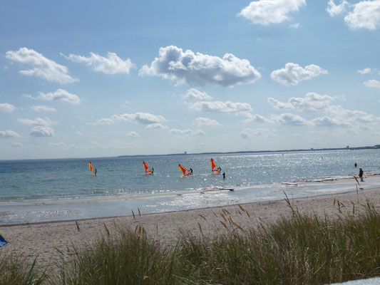 Wind surfen in der Lübecker Bucht