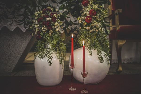 bodas miraMeh-altar-iglesia-detalles-T&J 