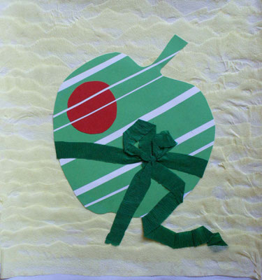 WVZ 051 2000 Grüner Apfel mit Schleife Spaltschnitt Krepppapier 25x25