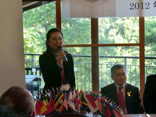 交流主任の石田さん