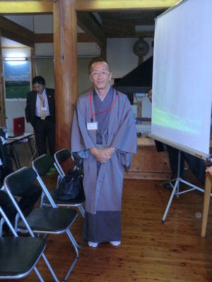 うーん、どこの僧侶？