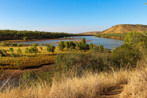 Great view on Victoria River near Timber Creek, Northern Territory