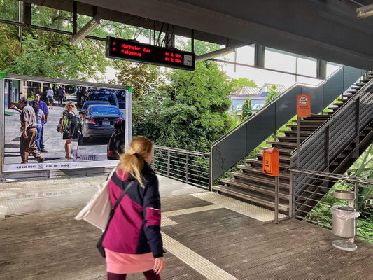 Schwebebahnhaltestelle Robert-Daum-Platz | Frank N