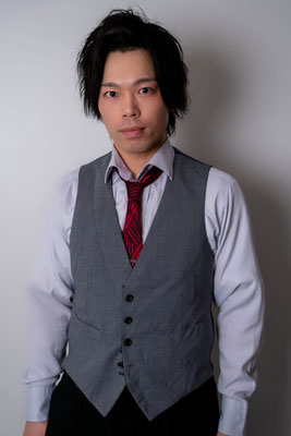 男性俳優
