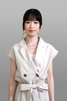 テニス経験の女性俳優｜岡川誠