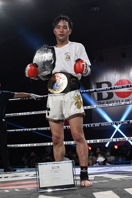 キックボクシング・ムエタイの現役選手｜梅沢武彦
