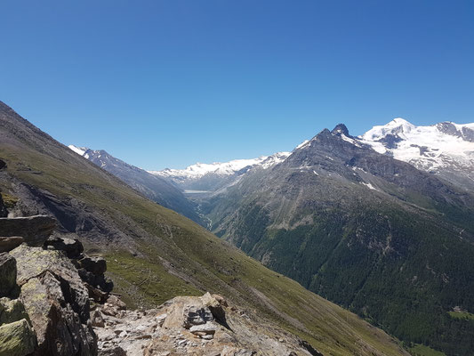 Blick zum Stausee Mattmark