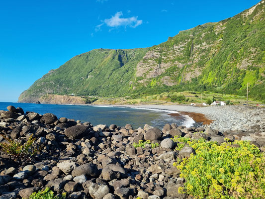 ....Ponta da Fajã