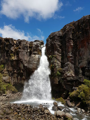 Taranaki Falls