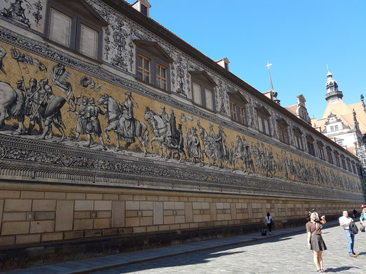 Fürstenzug an der Fassade des Stallhofs