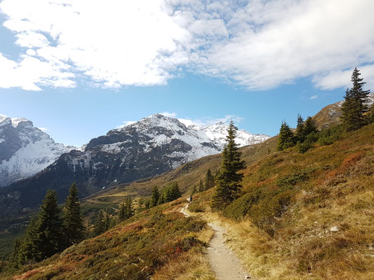von der Bergstation der Golmerbahn zur Lindauer Hütte