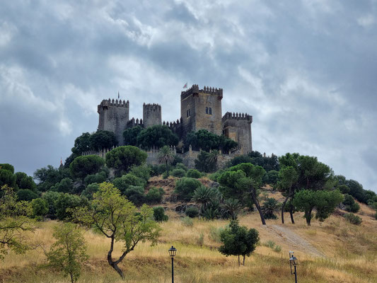 auf dem Weg nach Córdoba statten wir der Ritterburg "Castillo de Almodóvar del Rio" (bekannt aus Game of Thrones) einen Besuch ab