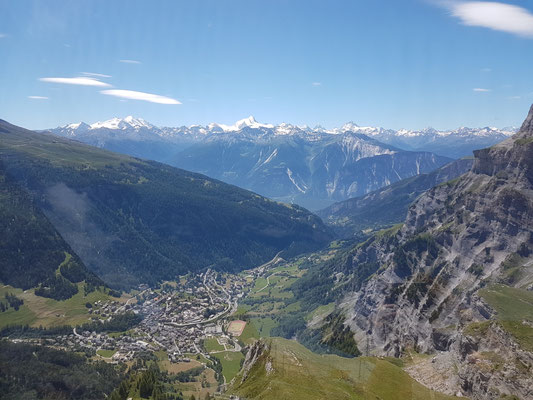 Leukerbad mit Walliser Bergpanorama (inkl. Matterhorn)