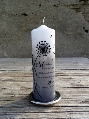 Gedenkkerze Pusteblumen, ivory mit schwarzem Acryl, Maße: 30x8cm, Preis: EUR 85,--
