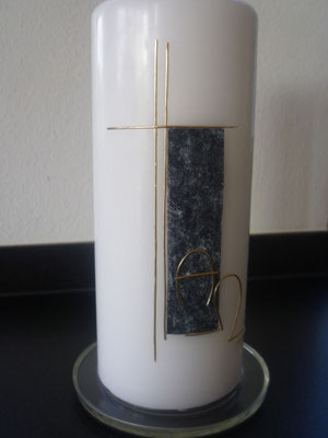 T13, Stumpenkerze 25x8cm, weiß: EUR 60,00