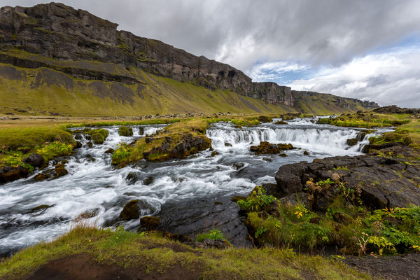 Die Reise durch Island ist kurzweilig: Wasserfälle