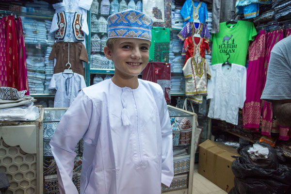 Im Souk: Omani-Boy