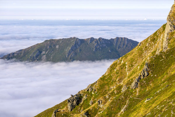 Abendstimmung über dem Nebelmeer am Mirador Fuente del Chivo (Tour 29)