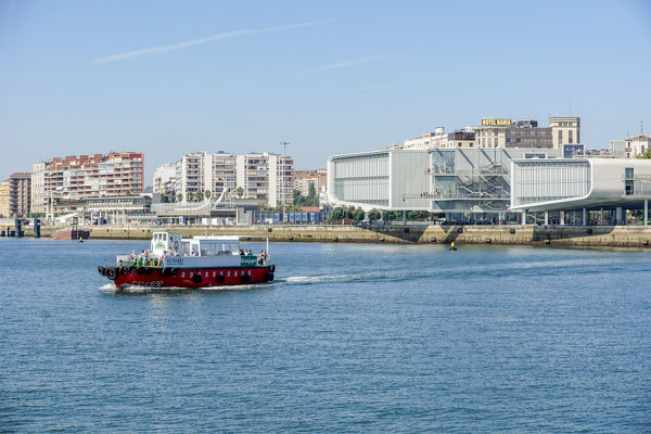 Stadtausflug mit der Fähre nach Santander