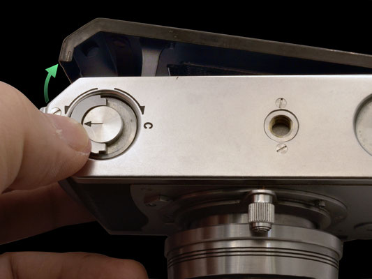 Konica ⅡB-m - マニュアルカメラ・レンズの操作はなかなか興味深い Konica ⅡB-m - マニュアルカメラ・レンズの操作はなかなか興味深い
